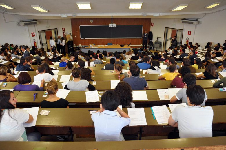 Emilia Romagna prima a regolarizzare 7500 docenti universitari infermieri e professionisti sanitari